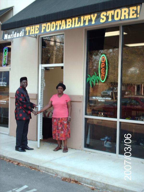 Hon. Raila Odinga & Rosemary Ochogo "officially" open the store.